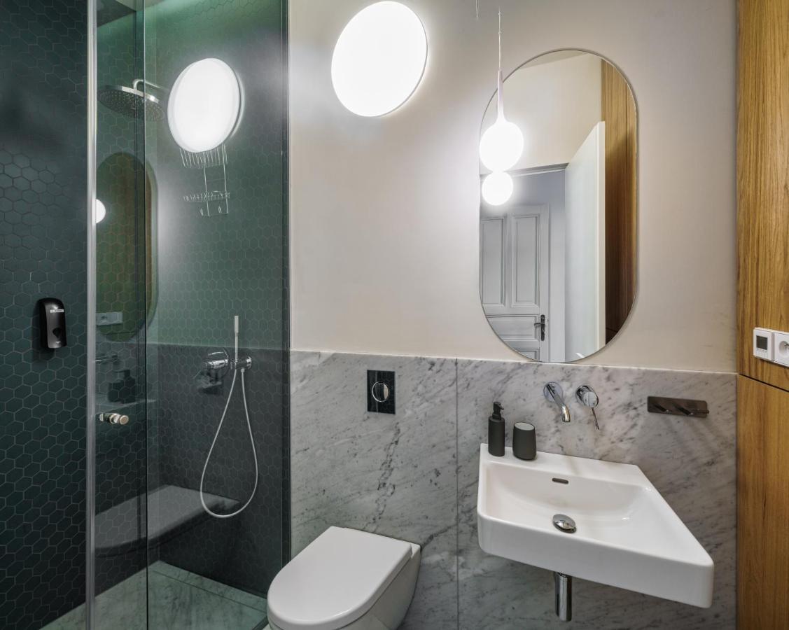 Mn6 Luxury Suites By Adrez براغ المظهر الخارجي الصورة