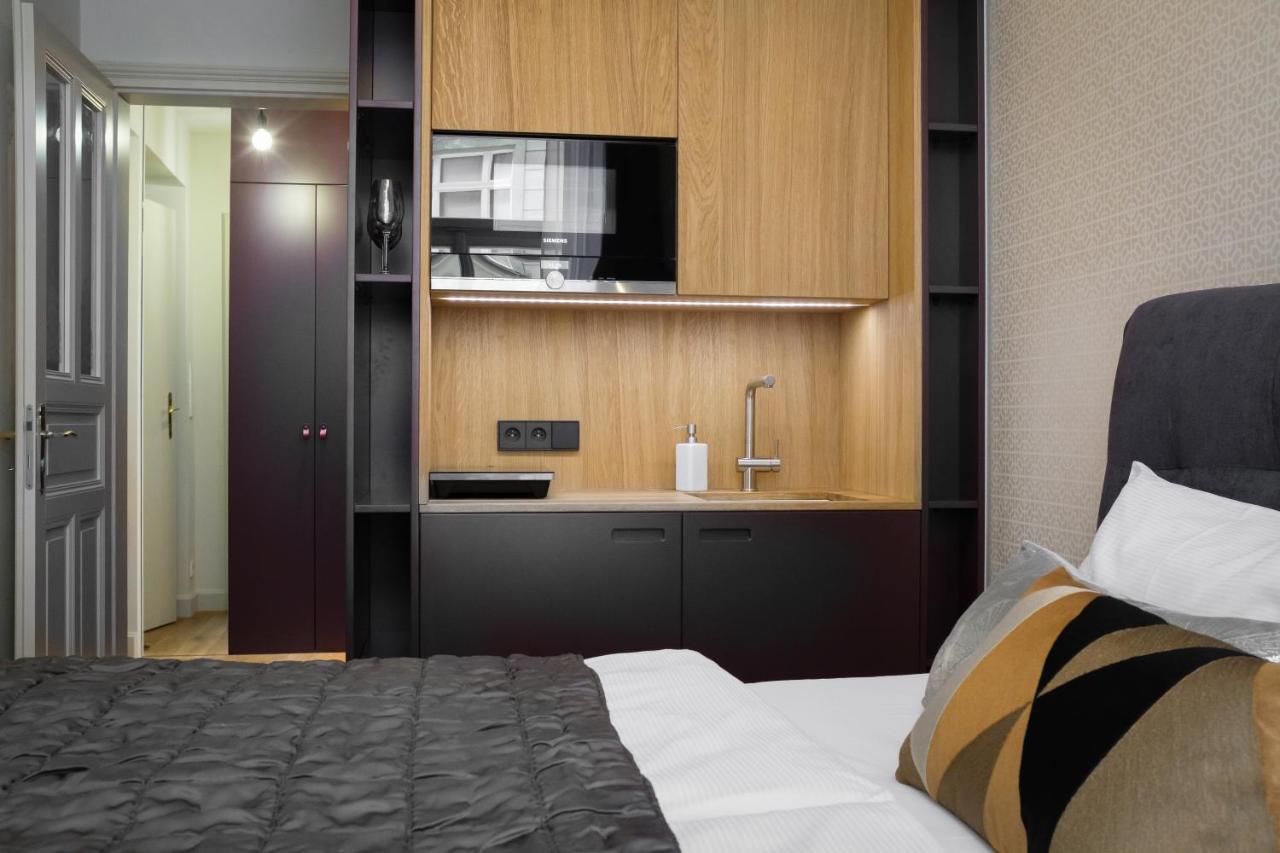 Mn6 Luxury Suites By Adrez براغ المظهر الخارجي الصورة