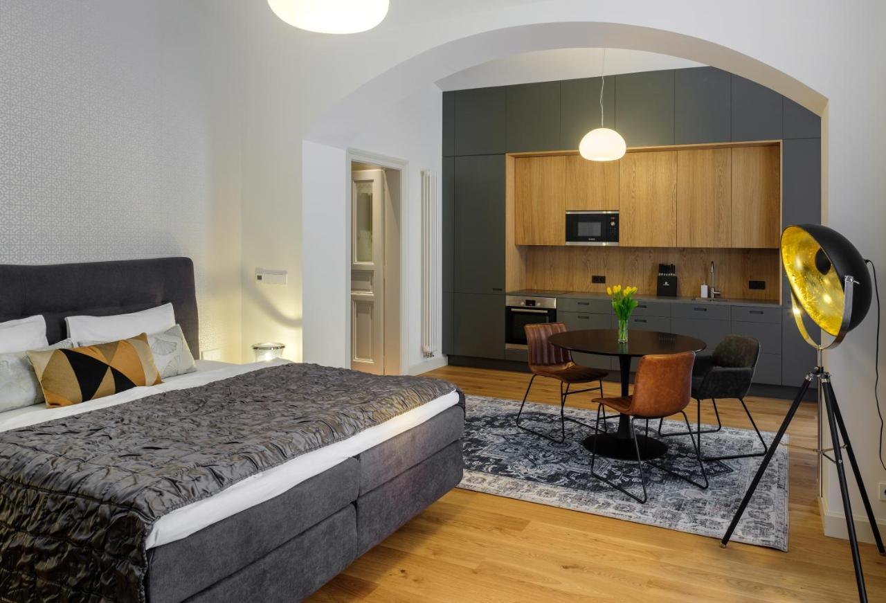 Mn6 Luxury Suites By Adrez براغ المظهر الخارجي الصورة